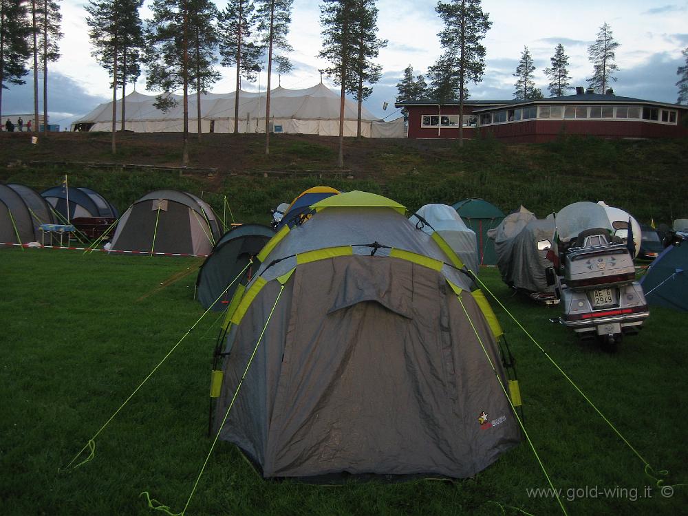 IMG_0130.JPG - Campeggio di Fromheden, la mia tenda …