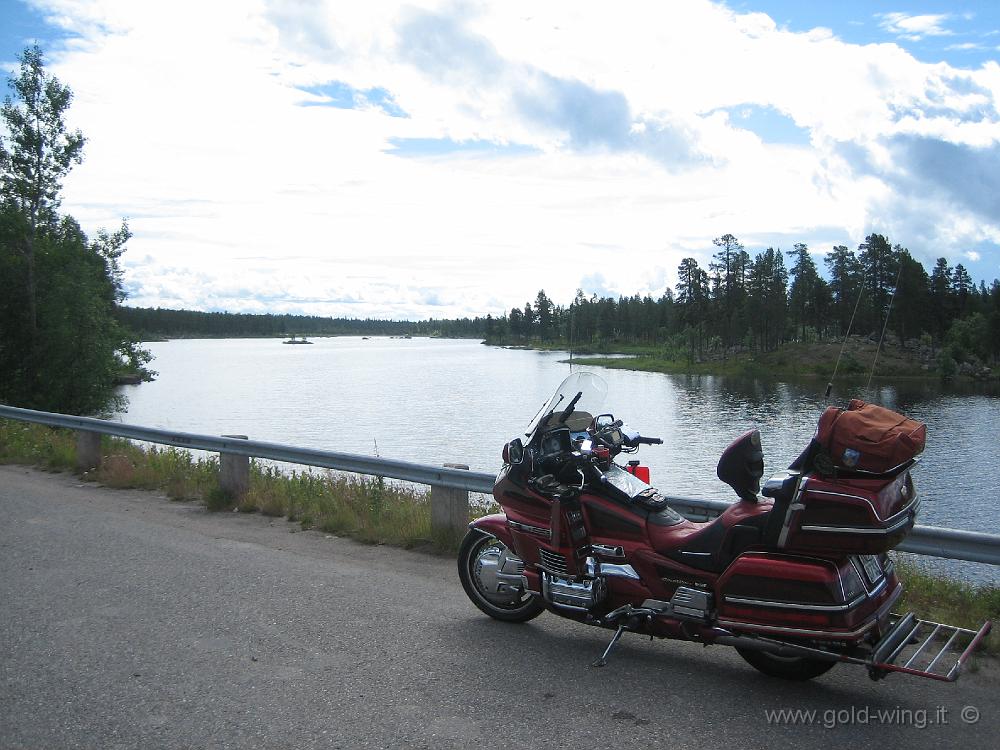 IMG_0160.JPG - Norrbotten: lago tra Arjeplog e il circolo polare