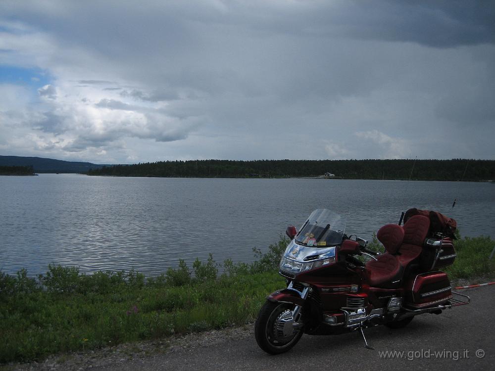 IMG_0168.JPG - Norrbotten: lago tra Arjeplog e il circolo polare