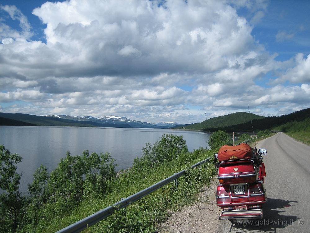 IMG_0171.JPG - Norrbotten: lago tra Arjeplog e il circolo polare