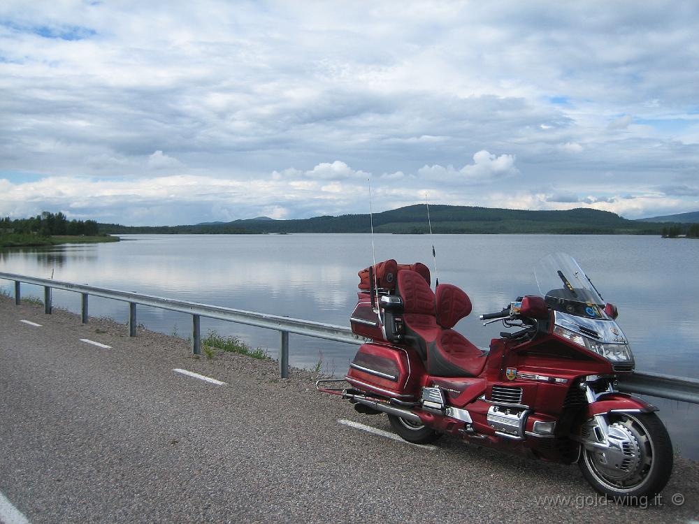 IMG_0193.JPG - Norrbotten: lago tra Arjeplog e il circolo polare