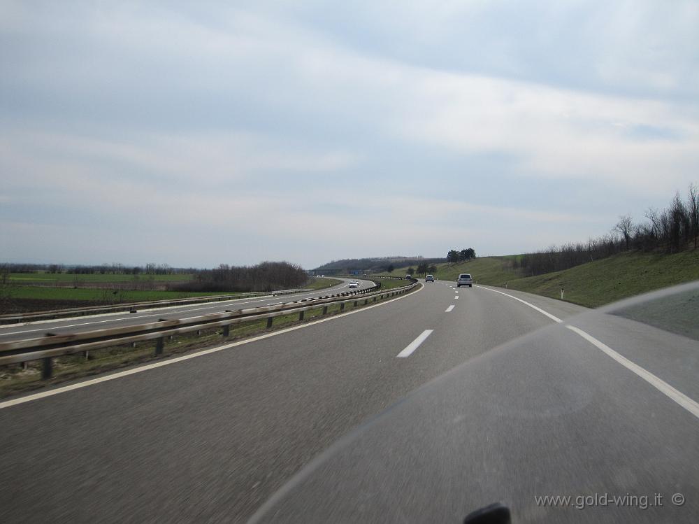 IMG_0057.JPG - Autostrada a sud di Belgrado