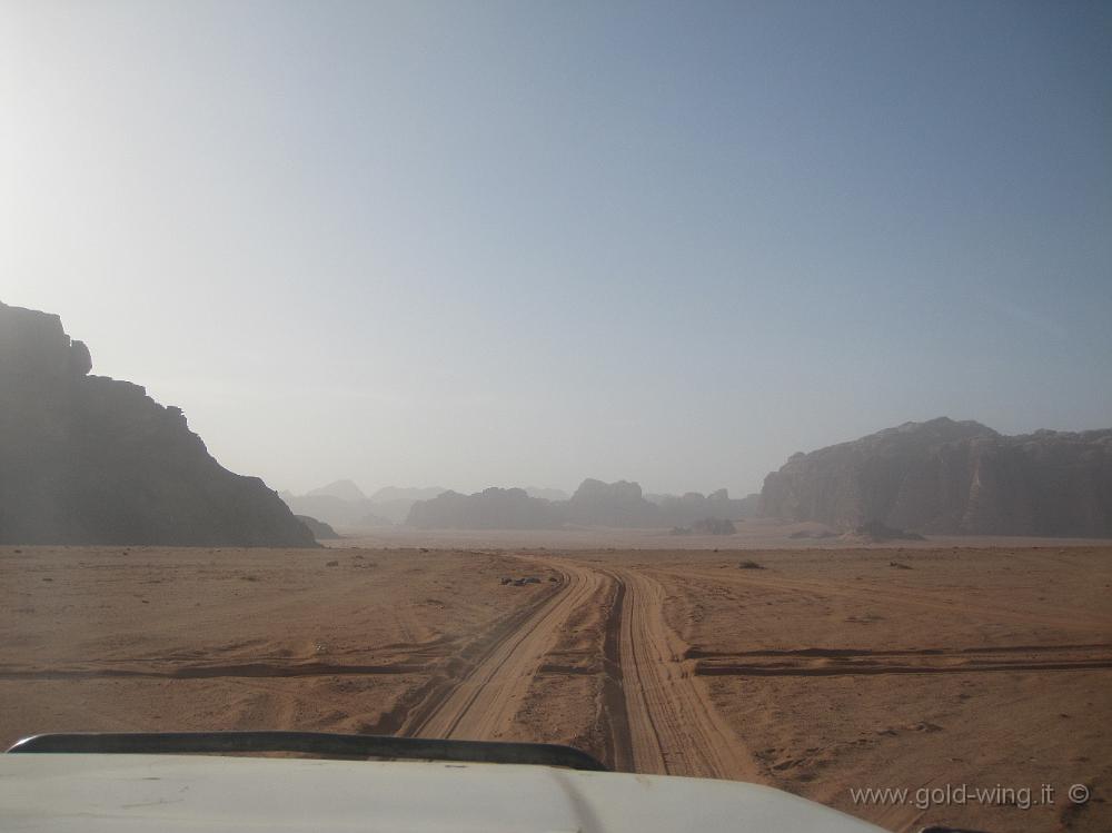 IMG_1125.JPG - Wadi Rum: ancora verso sud