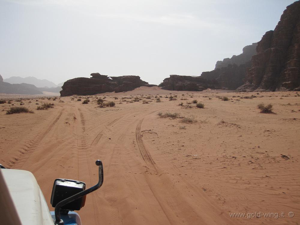 IMG_1166.JPG - Wadi Rum: verso il piccolo ponte di roccia