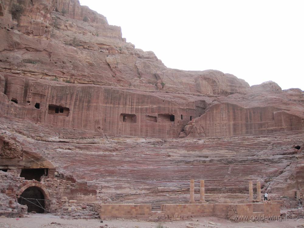 IMG_1405.JPG - Petra: Teatro