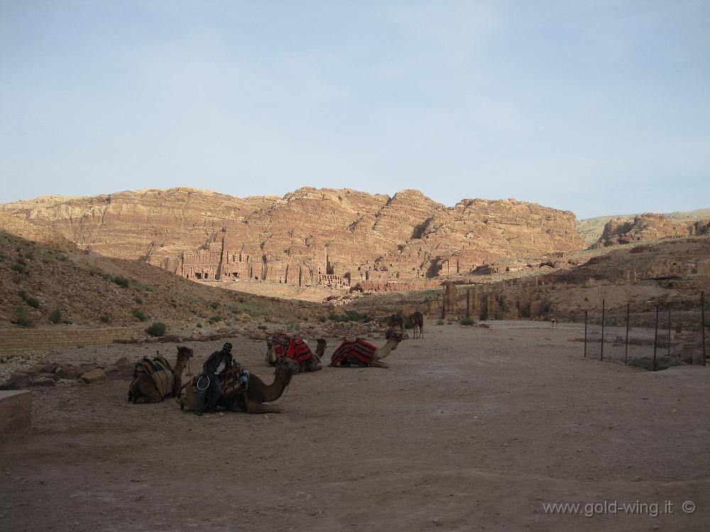 IMG_1433.JPG - Petra: le Tombe Reali viste da ovest