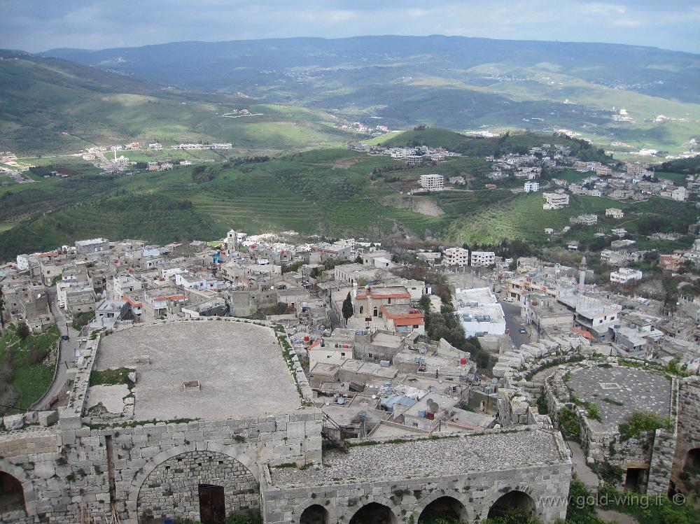 IMG_2196.JPG - Siria, Krak dei Cavalieri: panorama dal primo piano