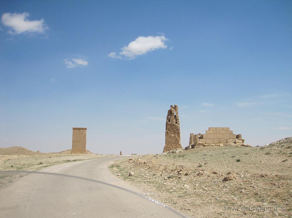 IMG_2430.JPG - Palmyra: Valle delle Tombe