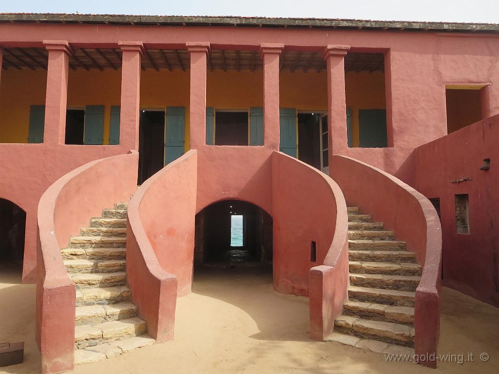 x-IMG_0110.JPG - 15.12 - Ile de Gorèe (Senegal): "La Maison des Esclaives" (la casa degli schiavi)