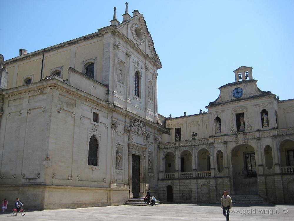 IMG_0094.JPG - Lecce, piazza del Duomo: Duomo e Palazzo vescovile