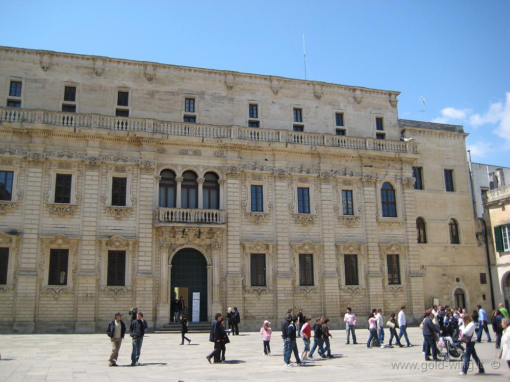 IMG_0098.JPG - Lecce, piazza del Duomo: Seminario