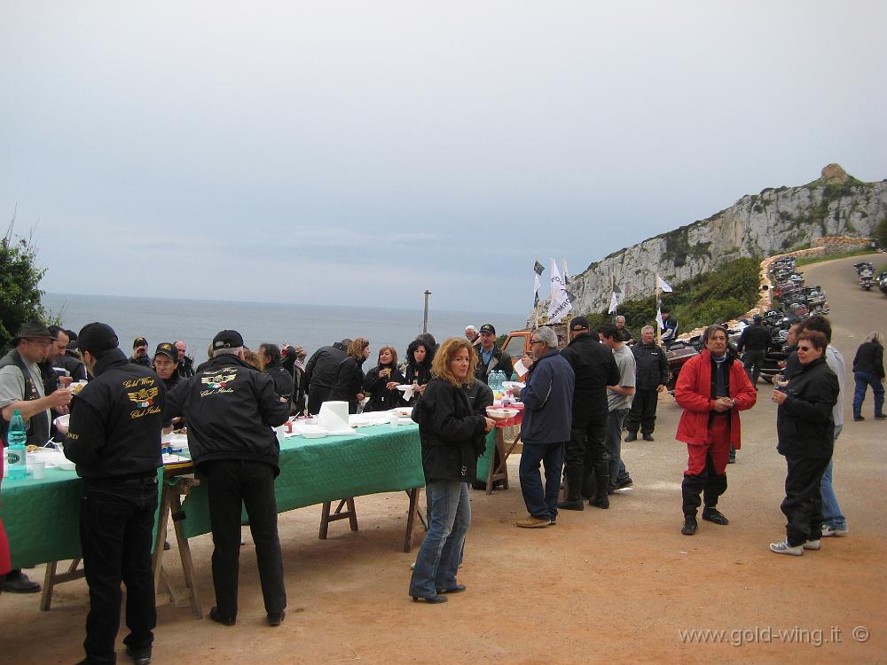 IMG_0404.JPG - Marina Guardiola: pranzo di fronte al mare