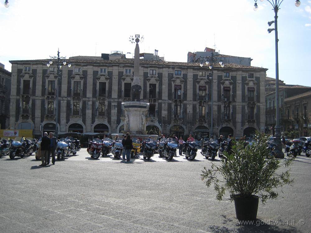 IMG_0747.JPG - Catania: piazza Duomo