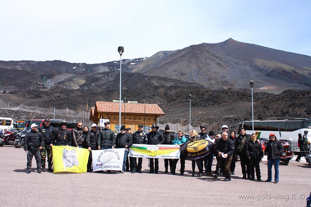 IMG_1904.jpg - Etna, foto di gruppo: Lupi, Normanni, FIGWC, Top Rider