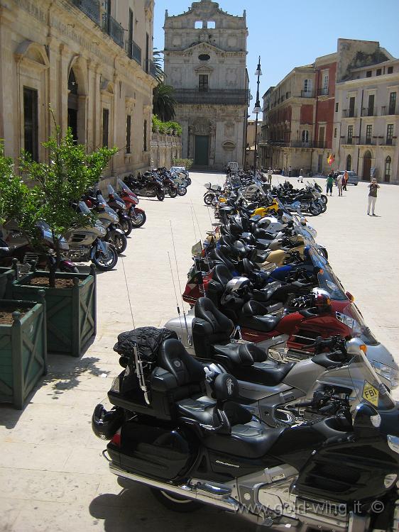 IMG_0903.JPG - Siracusa: piazza Duomo