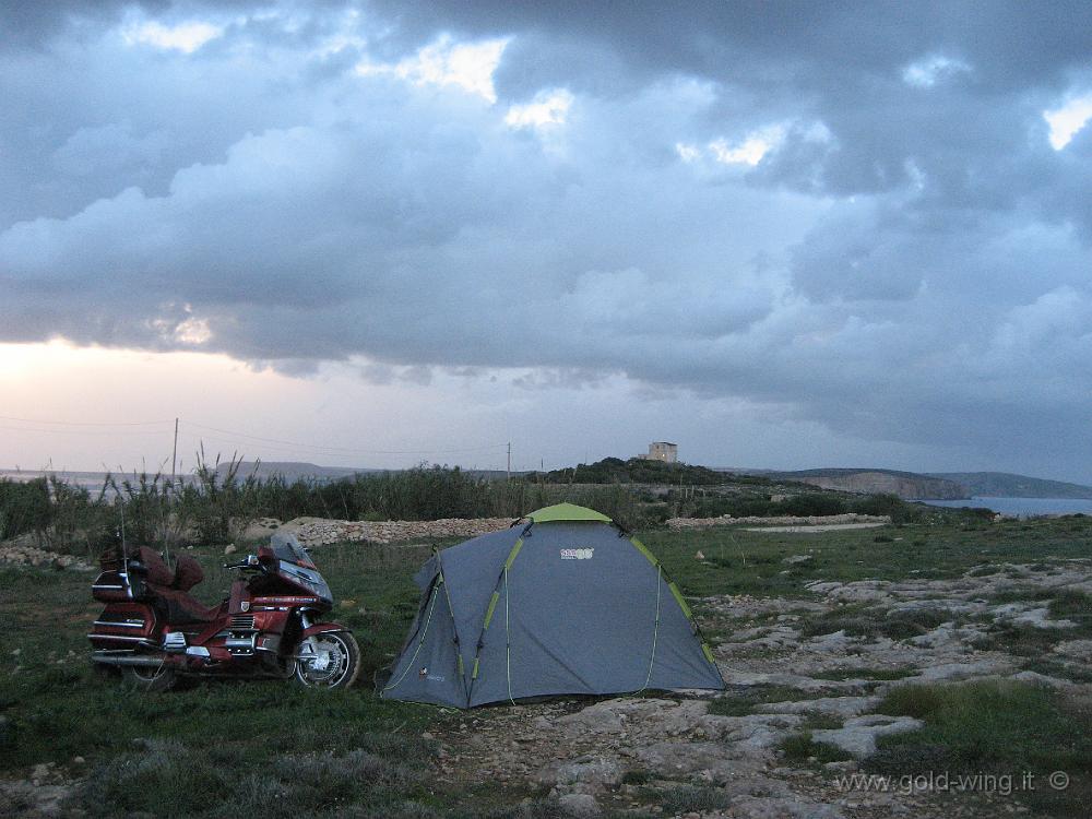 IMG_0175.JPG - Nord di Malta, Armier Bay. Isole di Comino e Gozo di fronte