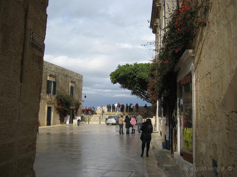 IMG_0275.JPG - Mdina: Bastion Square