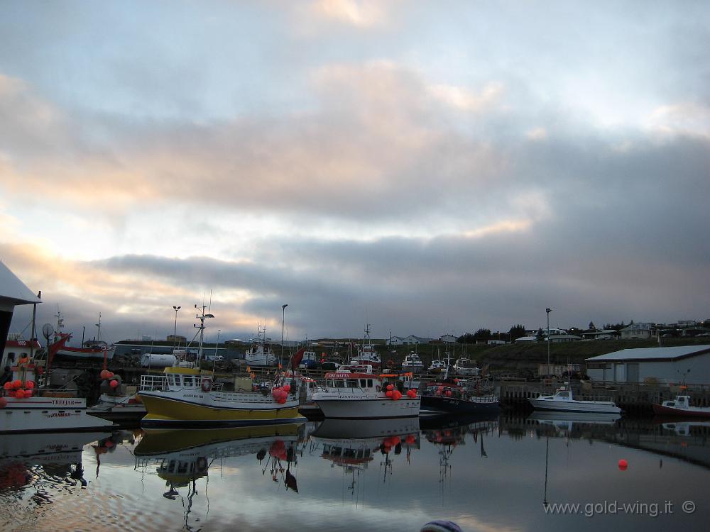 IMG_0508.JPG - Husavik: rientro in porto