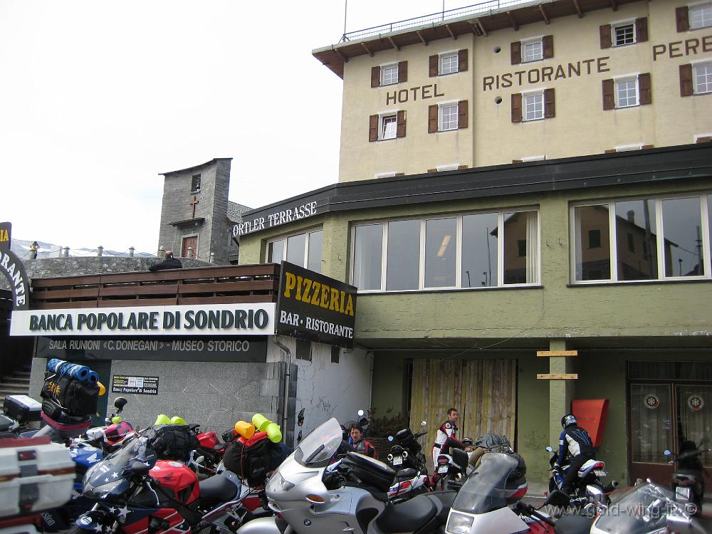 IMG_0689.JPG - Passo dello Stelvio (m 2.759)