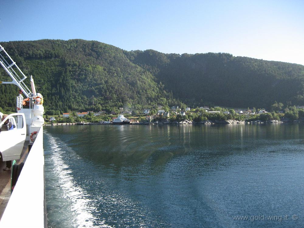 IMG_0690.JPG - Traghetto sul Sognefjorden, tra Lavik e Oppedal