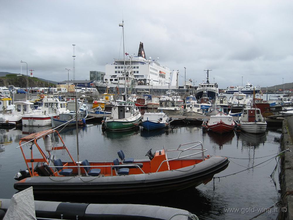 IMG_0980.JPG - Torshavn: il porto e la Norrona