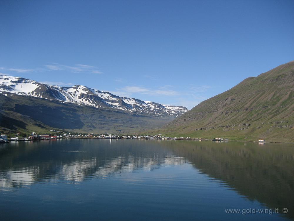 IMG_1060.JPG - Fiordo di Seydisfjordur