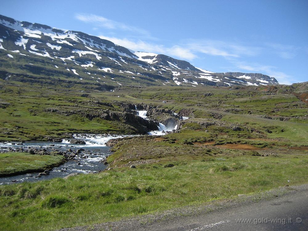 IMG_1079.JPG - Strada tra Seydisfjordur e Egilsstadir