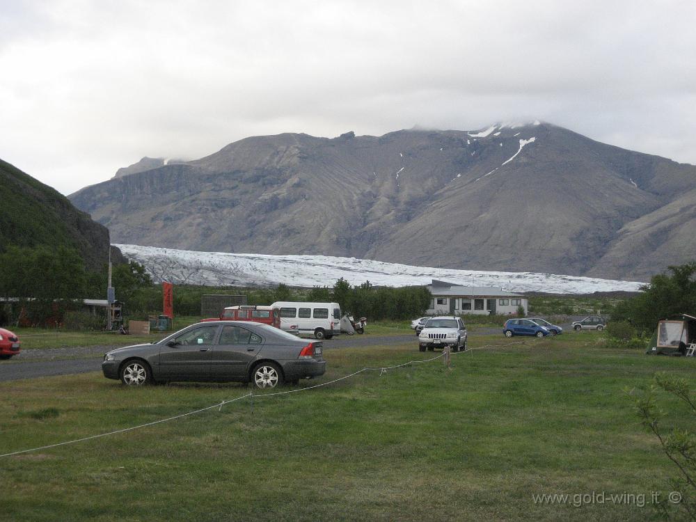 IMG_1382.JPG - Campeggio di Skaftafell, di fronte al ghiacciaio Skaftafellsjokull