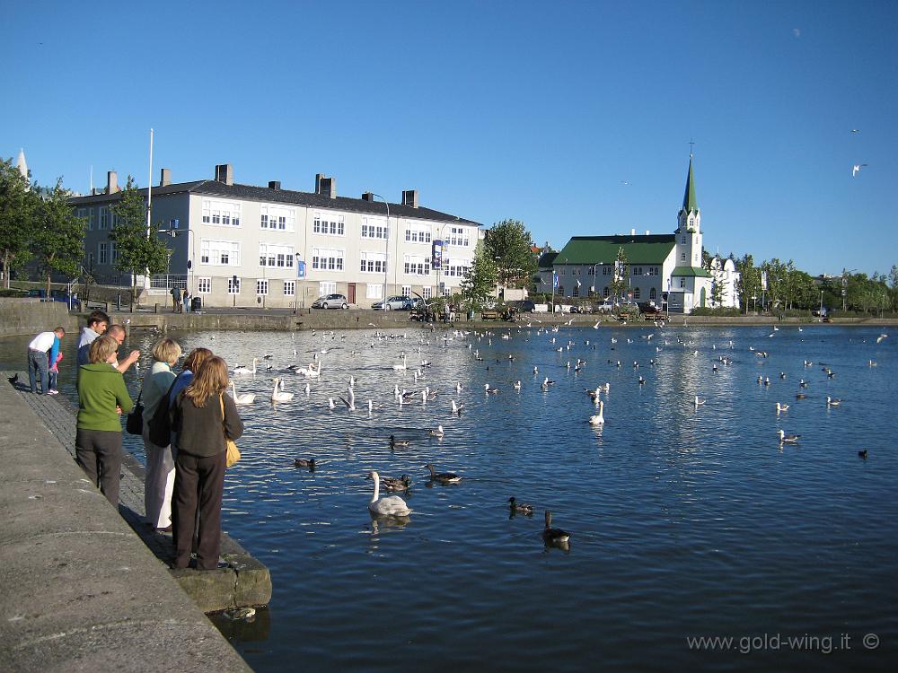 IMG_0032.JPG - Reykjavik: lago Tjornin