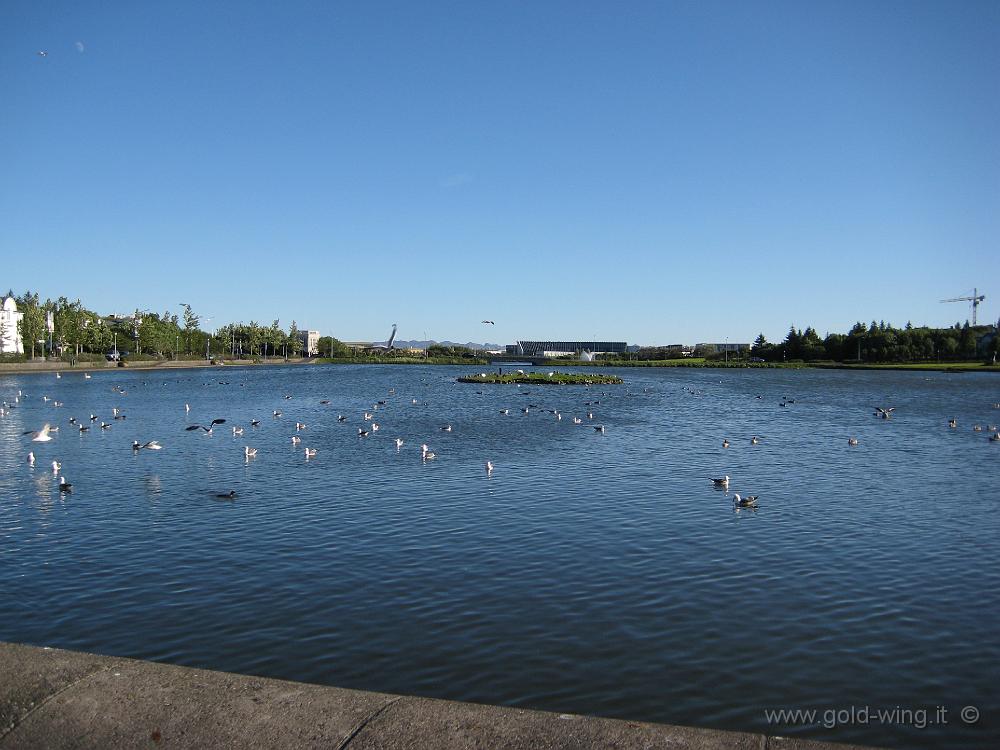 IMG_0033.JPG - Reykjavik: lago Tjornin