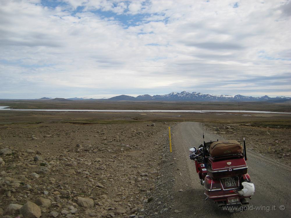 IMG_0107.JPG - La strada del Kjolur (F35), attraverso l'interno dell'Islanda