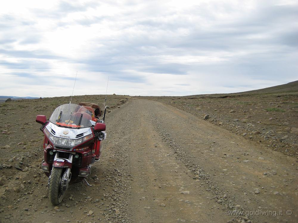 IMG_0137.JPG - La strada del Kjolur (F35), attraverso l'interno dell'Islanda