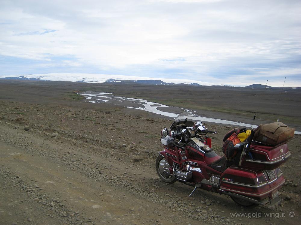 IMG_0138.JPG - La strada del Kjolur: costeggiando il fiume Joekulkvisl