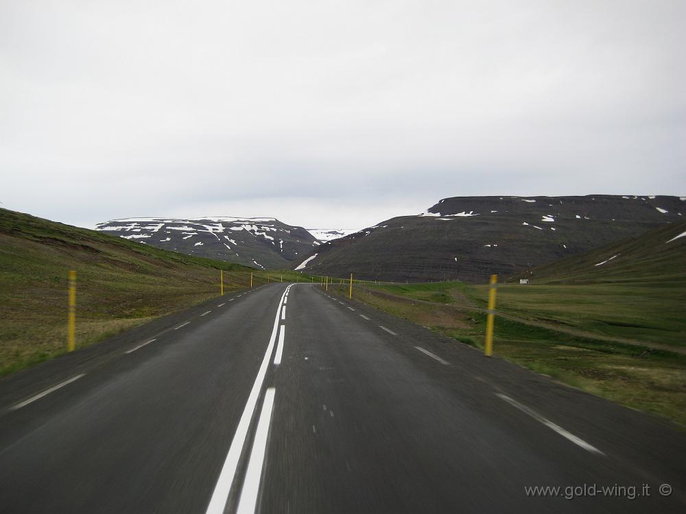 IMG_0223.JPG - Valico a W di Akureyri (m 600)