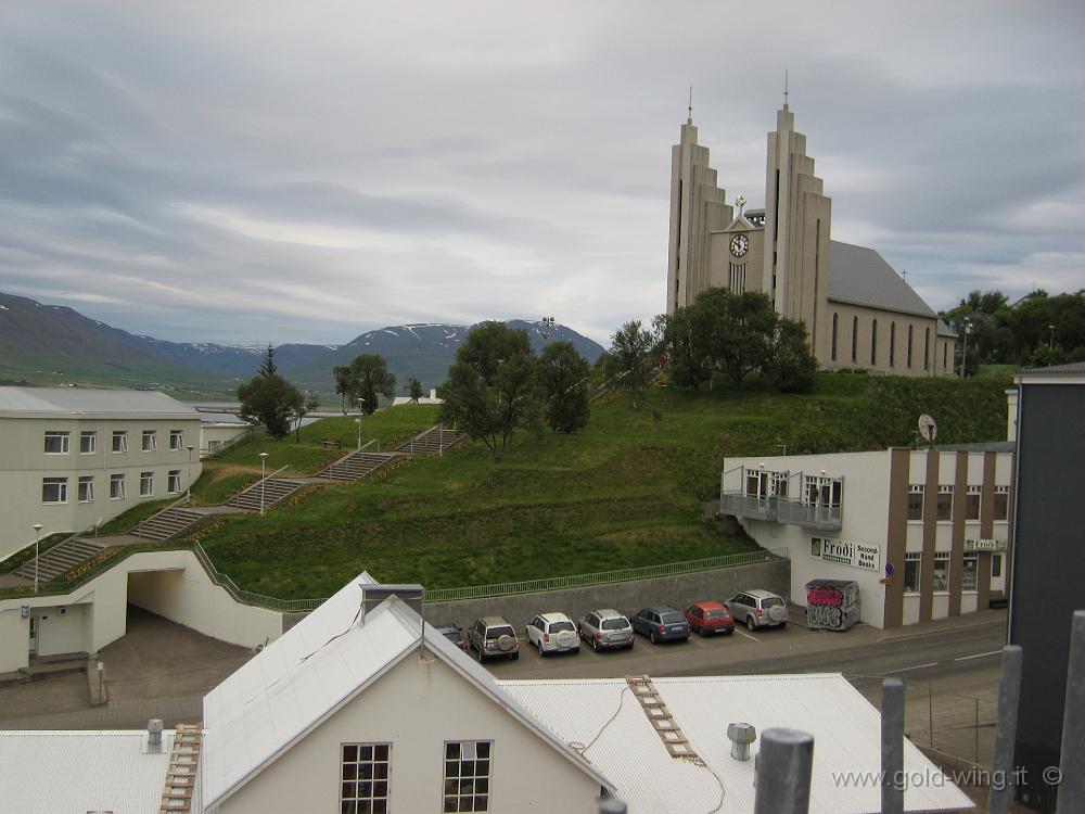 IMG_0246.JPG - Akureyri: chiesa