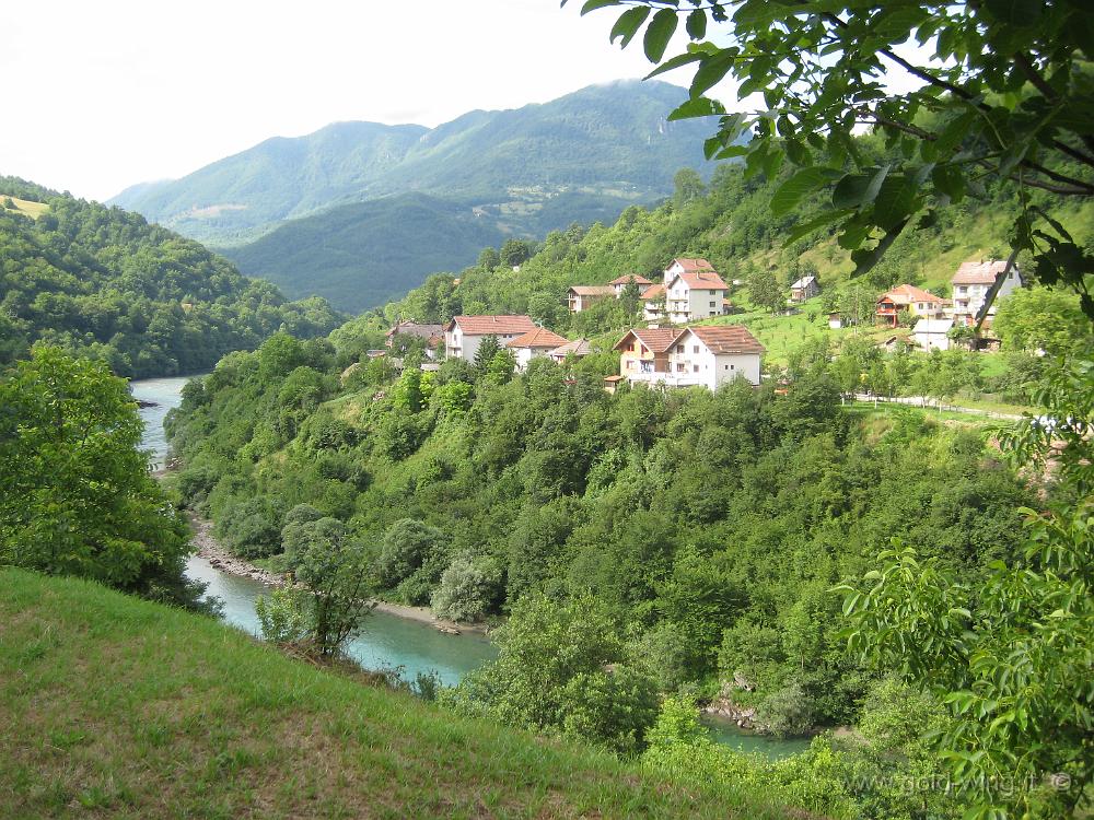 IMG_0293.JPG - Valle della Drina, a sud di Foca