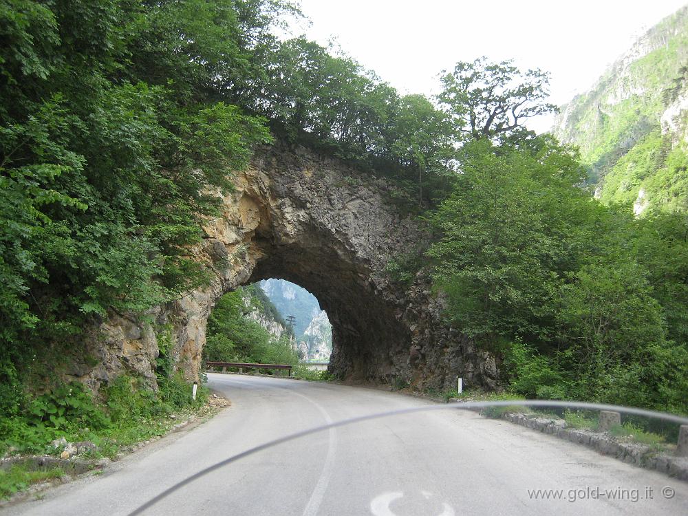 IMG_0307.JPG - Montenegro: valle del Piva