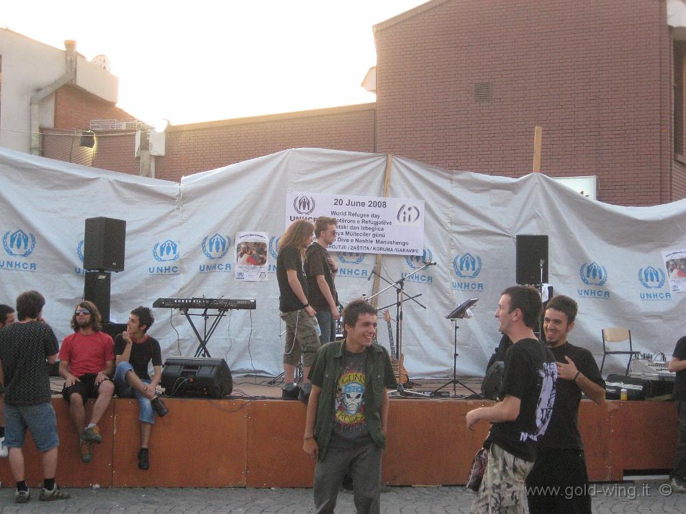 IMG_0884.JPG - Prizren: festa in piazza, organizzata dall'UNHCR