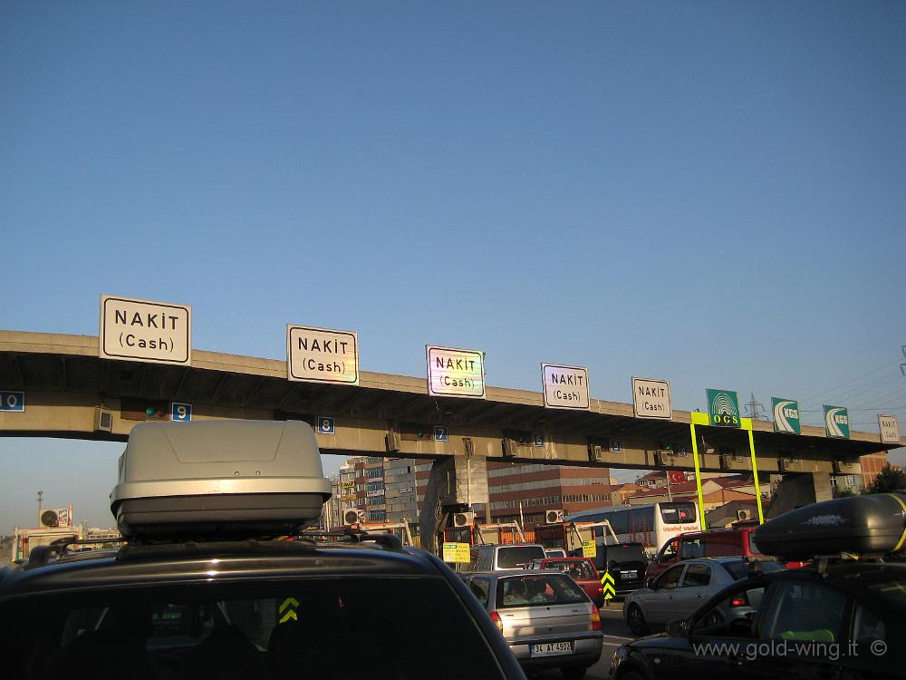 IMG_1567.JPG - Turchia: arrivati a Istanbul, si paga l'autostrada