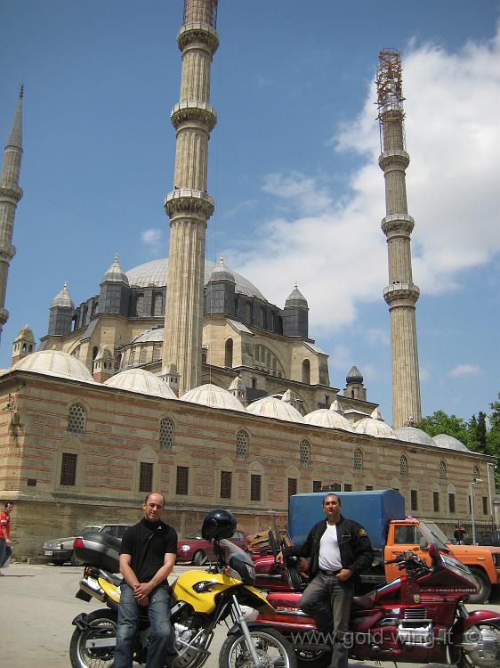 IMG_1635.JPG - Edirne: moschea Selimiye Camii e biker locale