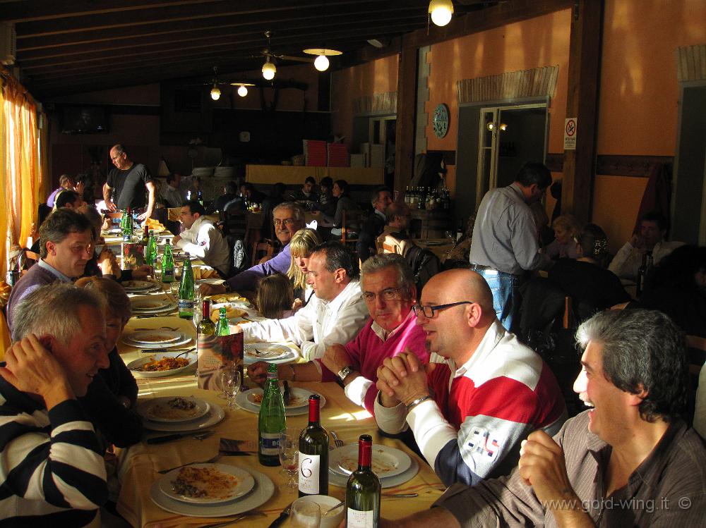 IMG_0096.JPG - Pranzo organizzato dal Gold Wing Club i Lupi dell'Appennino