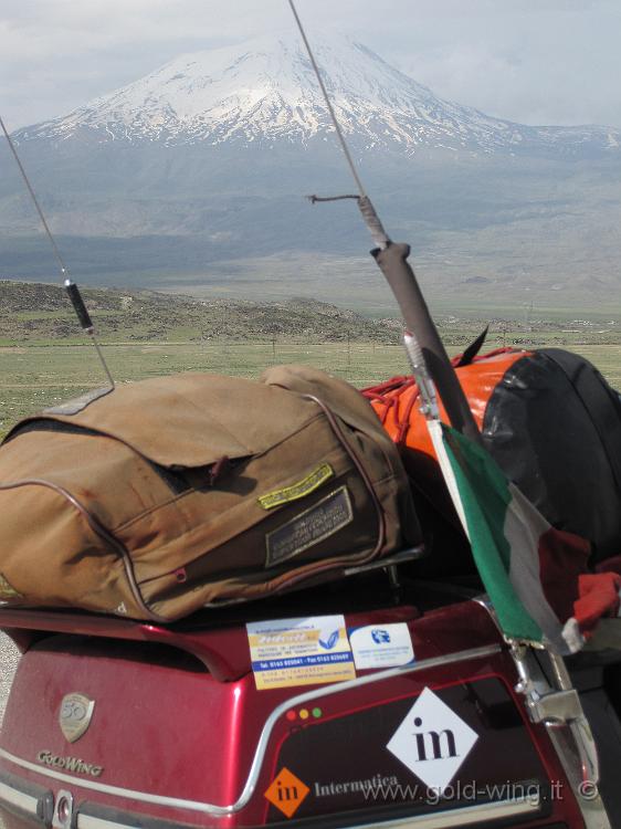 IMG_0298.JPG - Turchia: il monte Ararat (m 5.165)