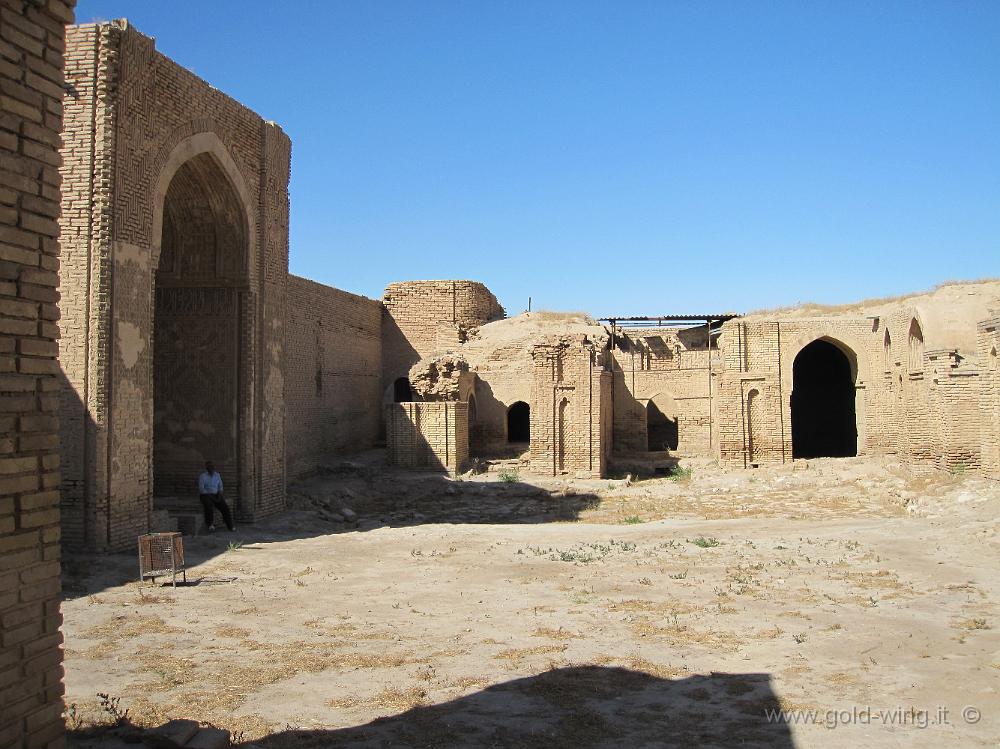 IMG_0475.JPG - Caravanserraglio di Rubat Sharaf (Iran)