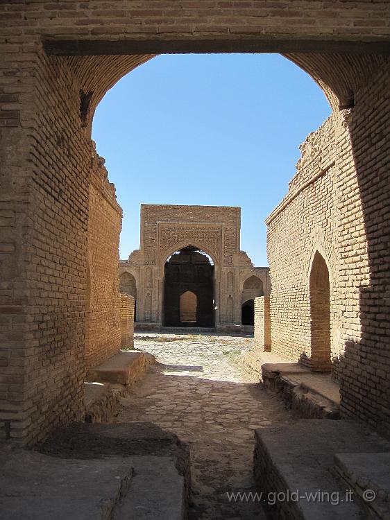 IMG_0477.JPG - Caravanserraglio di Rubat Sharaf (Iran)