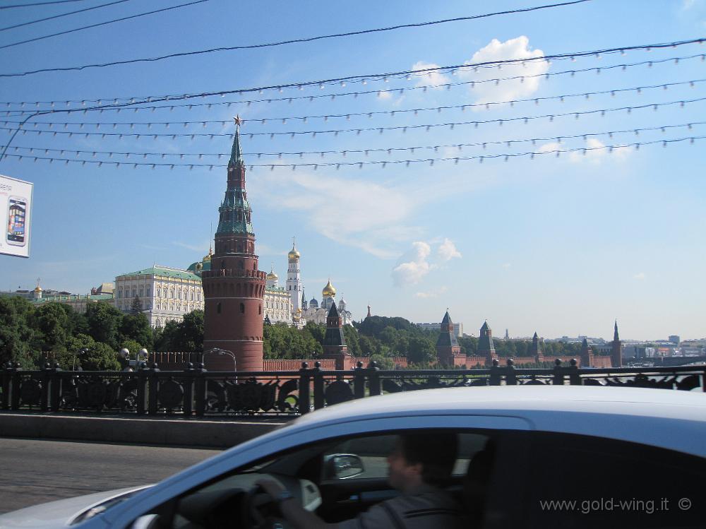 IMG_2859.JPG - Mosca (Russia): ponte sulla Moscova e Cremlino