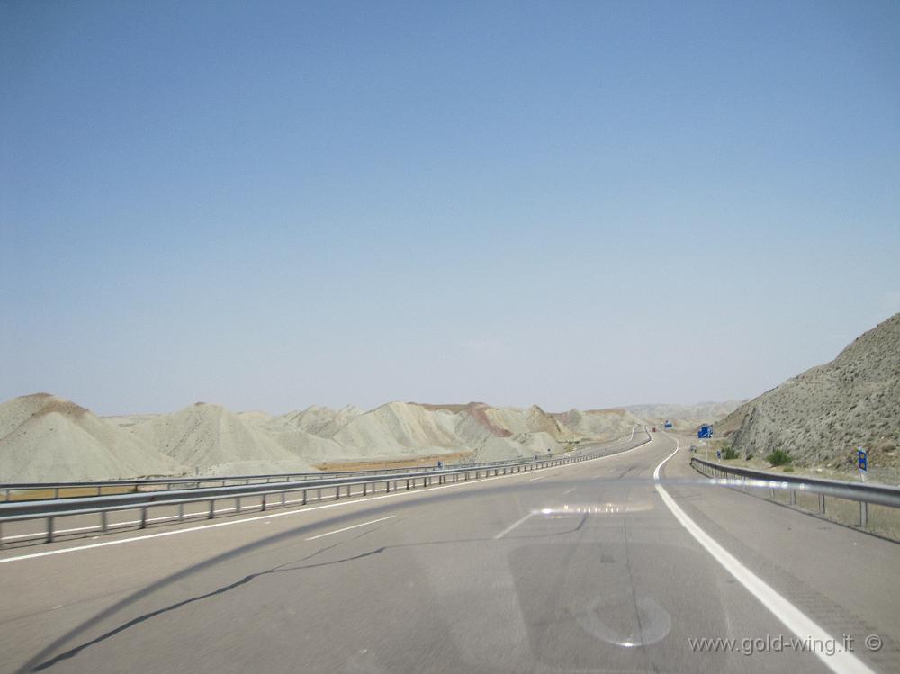 IMG_0375.JPG - Autostrada Tabriz-Teheran