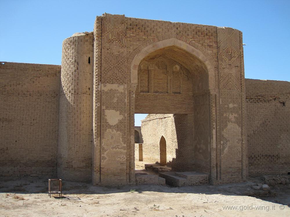 IMG_0474.JPG - Caravanserraglio di Rubat Sharaf (Iran)