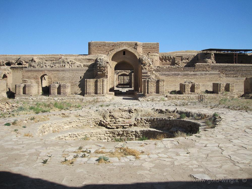 IMG_0484.JPG - Caravanserraglio di Rubat Sharaf (Iran)