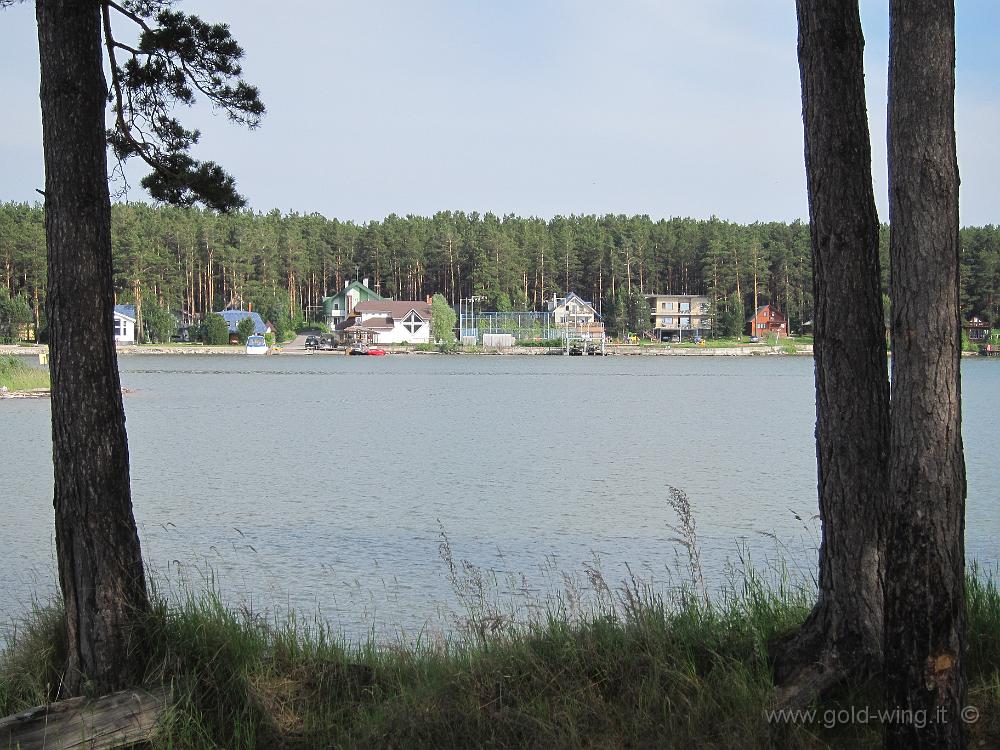 IMG_0722.JPG - Il lago visto dall'isola