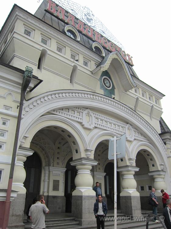 IMG_1708.JPG - Stazione di Vladivostok, capolinea della Transiberiana